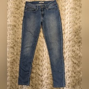 Levi's 711 Skinny Jeans size 27
